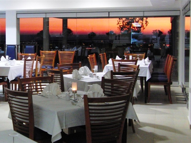 Imagen general del Hotel Royal Blue, Paphos. Foto 3