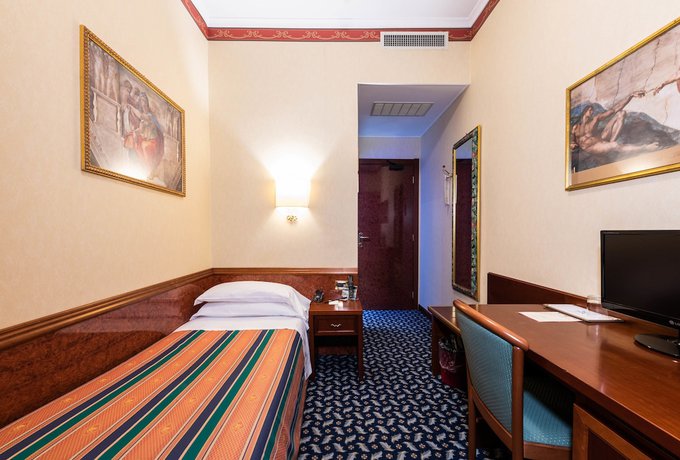 Imagen de la habitación del Hotel Royal, Bolsena. Foto 3