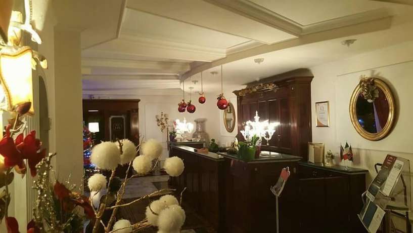 Imagen de los interiores del Hotel Royal, Bolsena. Foto 16