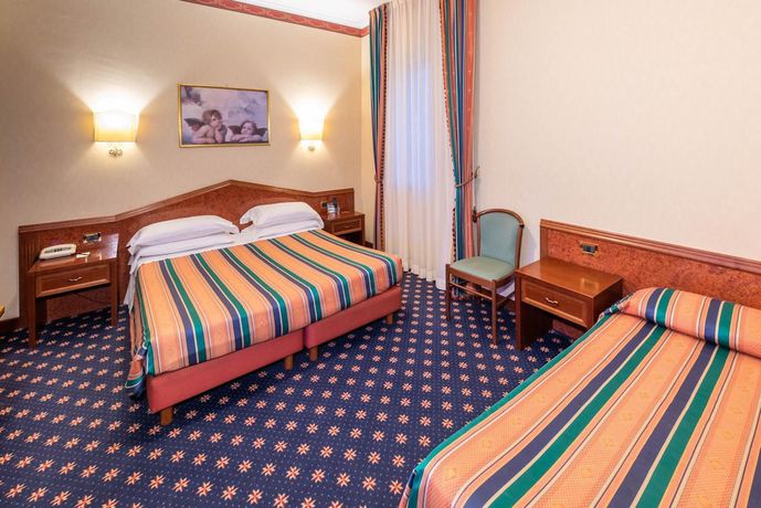 Imagen de la habitación del Hotel Royal, Bolsena. Foto 8