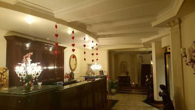 Imagen de los interiores del Hotel Royal, Bolsena. Foto 20