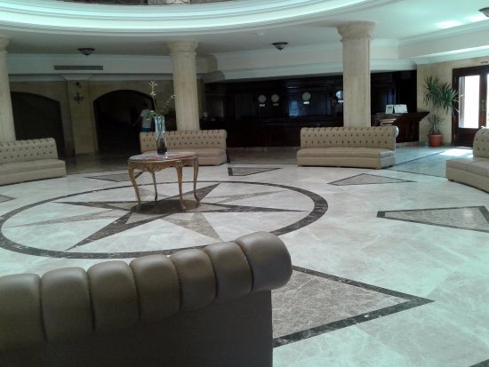 Imagen general del Hotel Royal Brayka Resort. Foto 3