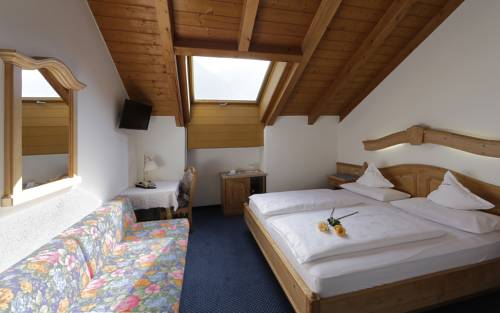 Imagen de la habitación del Hotel Royal Budroni. Foto 4