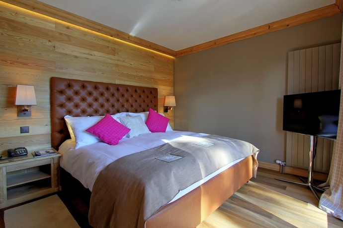 Imagen de la habitación del Hotel Royal, CRANS MONTANA . Foto 8