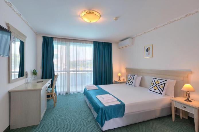 Imagen de la habitación del Hotel Royal Calisto Hotel. Foto 3
