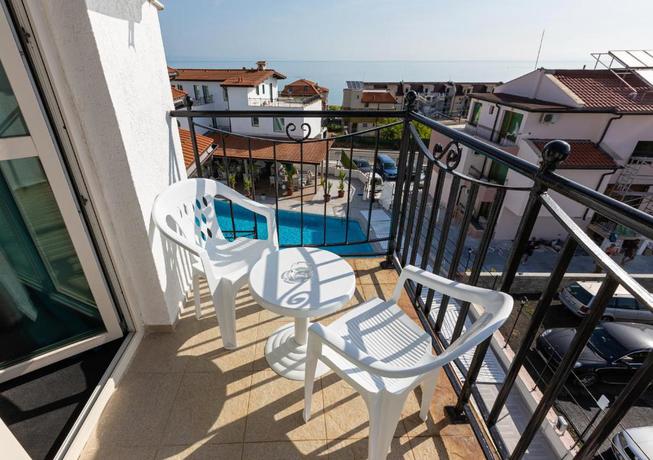 Imagen de los exteriores del Hotel Royal Calisto Hotel. Foto 5
