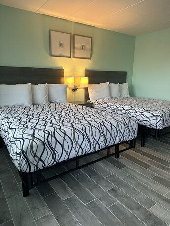 Imagen de la habitación del Hotel Royal Canadian Motel. Foto 18