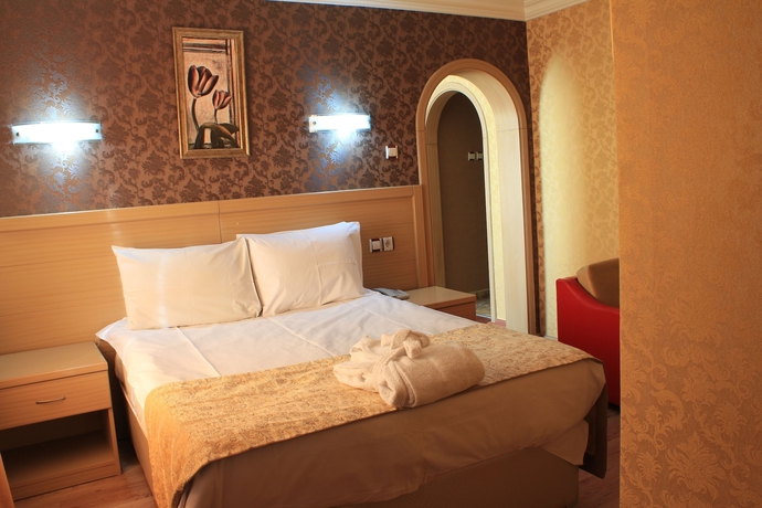Imagen de la habitación del Hotel Royal Carine. Foto 4