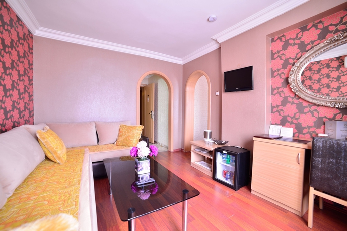 Imagen de la habitación del Hotel Royal Carine. Foto 5