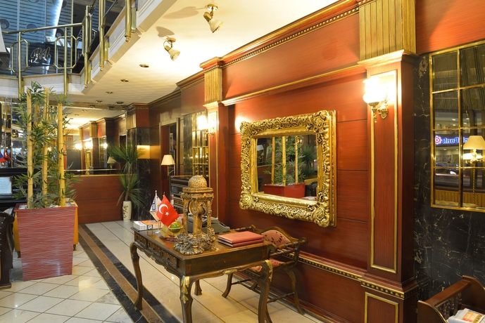 Imagen de los interiores del Hotel Royal Carine. Foto 14