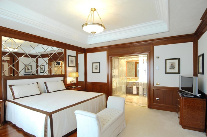 Imagen de la habitación del Hotel Royal Carlton. Foto 2