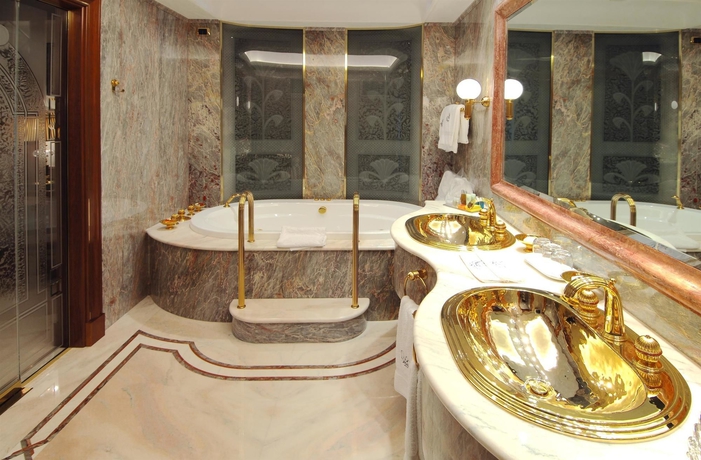 Imagen de la habitación del Hotel Royal Carlton. Foto 3