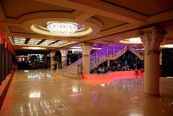 Imagen de los interiores del Hotel Royal Casino Spa Y Hotel Resort. Foto 7