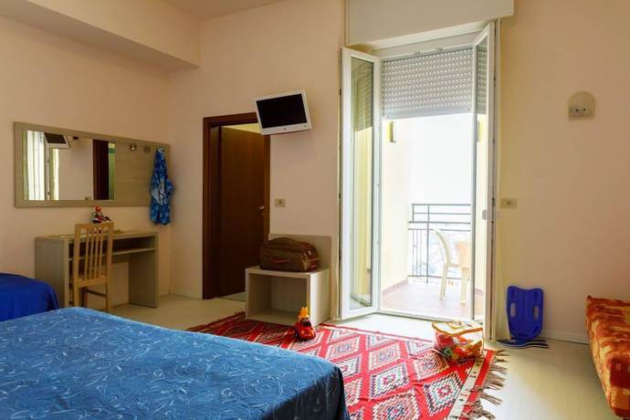 Imagen de la habitación del Hotel Royal, Cattolica. Foto 13
