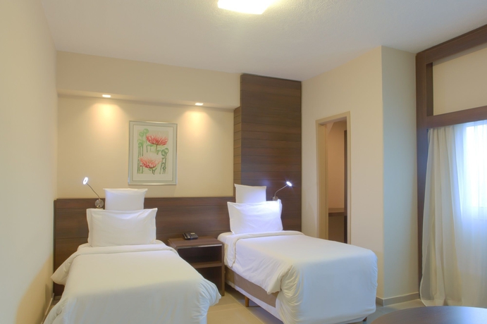 Imagen de la habitación del Hotel Royal Center Lourdes. Foto 3