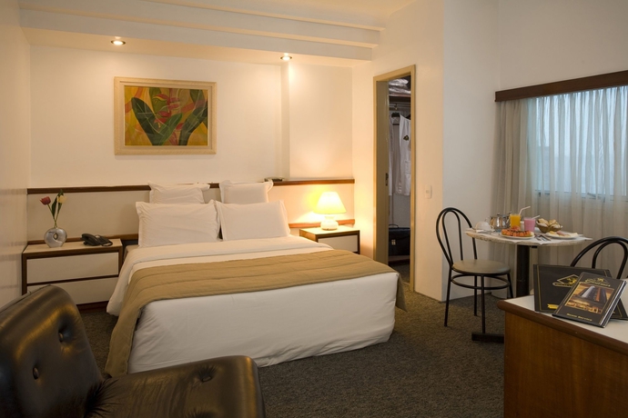 Imagen de la habitación del Hotel Royal Center Lourdes. Foto 6