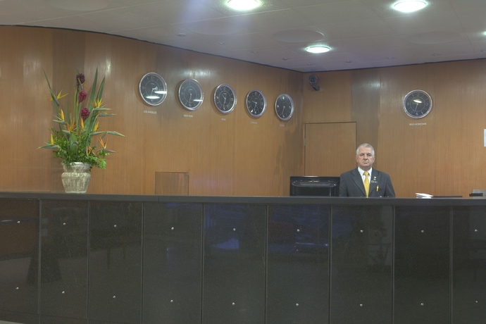 Imagen de los interiores del Hotel Royal Center Lourdes. Foto 11