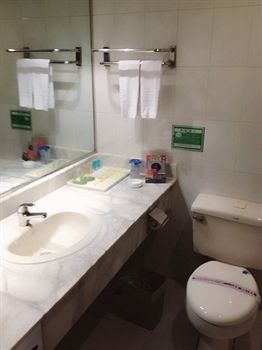 Imagen de la habitación del Hotel Royal Century, Shenzhen. Foto 12