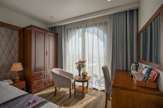 Imagen de la habitación del Hotel Royal Charm. Foto 16