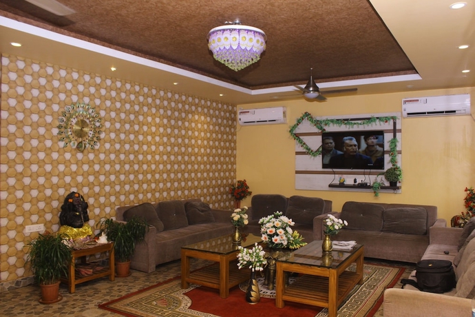 Imagen de los interiores del Hotel Royal Chetan Inn. Foto 15