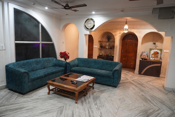 Imagen de los interiores del Hotel Royal Chetan Inn. Foto 16