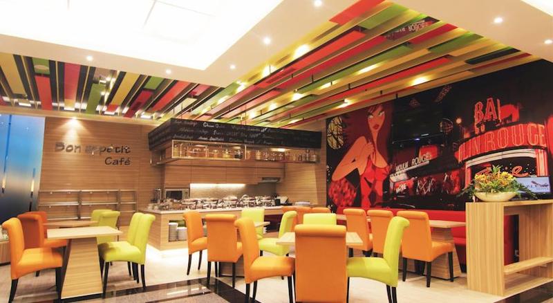 Imagen general del Hotel Royal City Hotel Tomang Jakarta. Foto 7