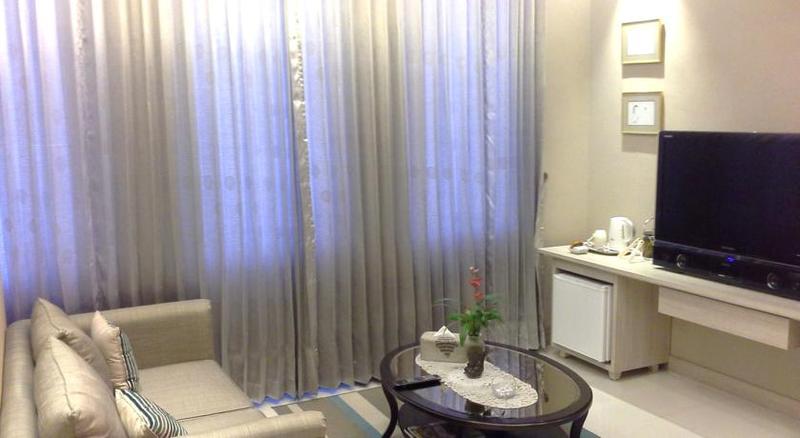 Imagen general del Hotel Royal City Hotel Tomang Jakarta. Foto 9
