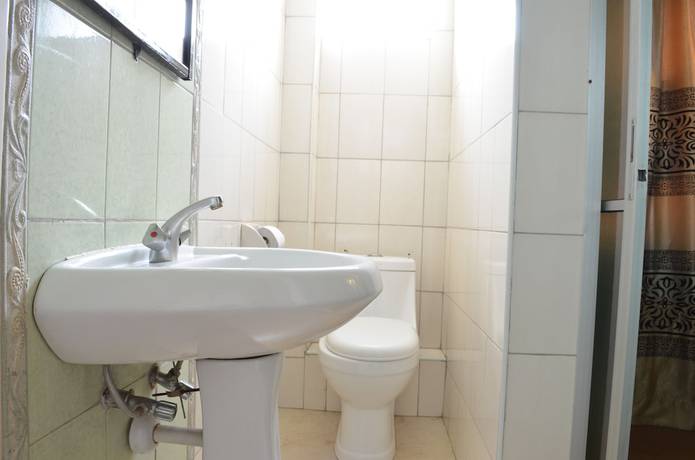 Imagen de la habitación del Hotel Royal City, KISUMU. Foto 8