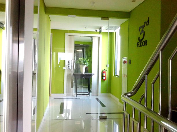 Imagen de los interiores del Hotel Royal City, Yakarta. Foto 14