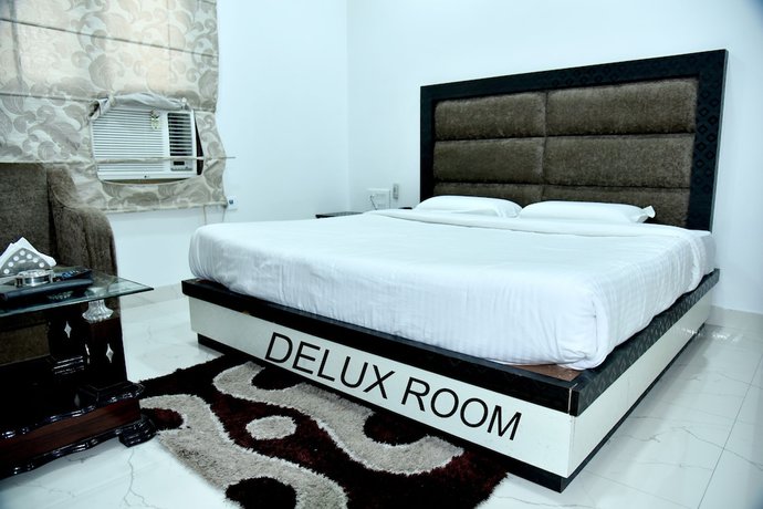Imagen de la habitación del Hotel Royal Classic, Bareilly. Foto 8