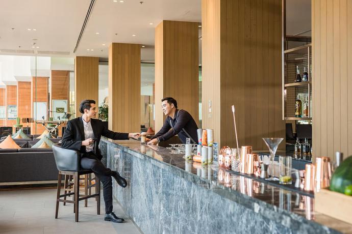 Imagen del bar/restaurante del Hotel Royal Cliff Beach Hotel. Foto 3