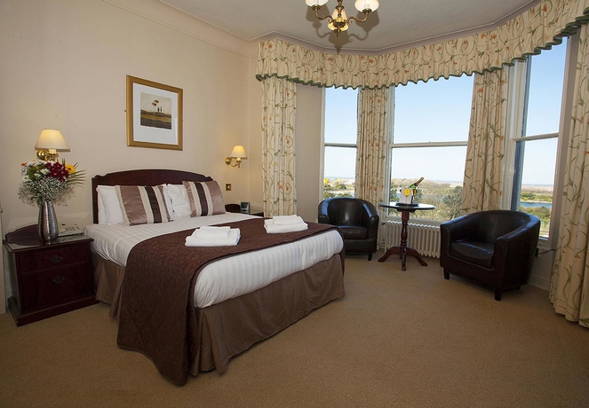 Imagen de la habitación del Hotel Royal Clifton. Foto 7