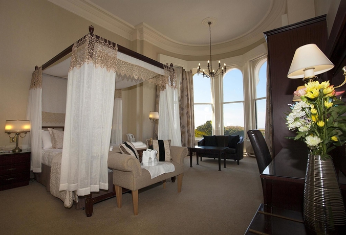 Imagen de la habitación del Hotel Royal Clifton. Foto 8