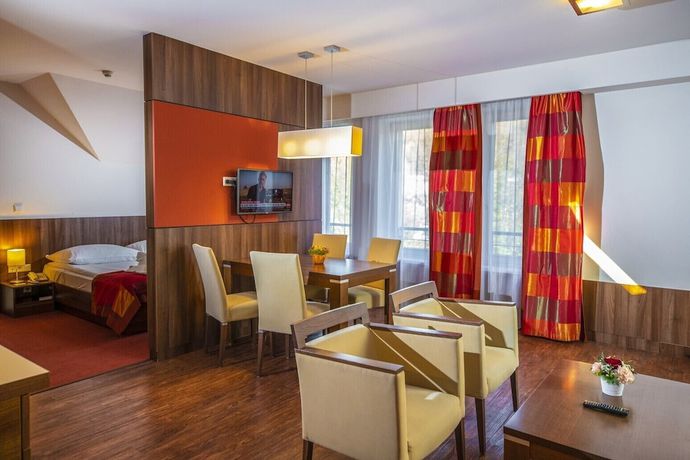 Imagen de la habitación del Hotel Royal Club. Foto 6