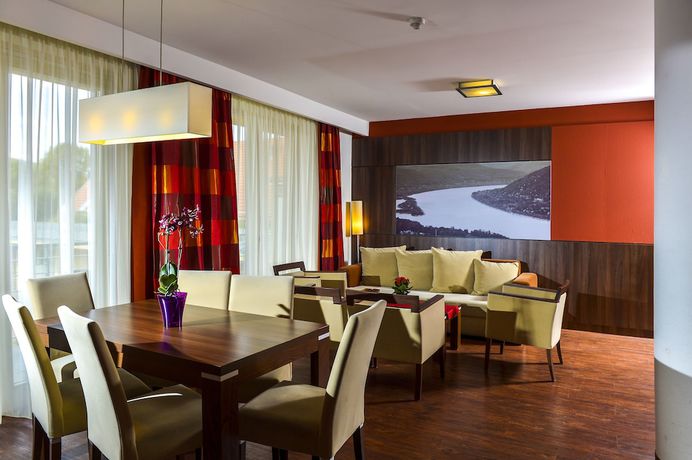 Imagen de la habitación del Hotel Royal Club. Foto 15