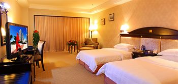 Imagen de la habitación del Hotel Royal Coast Hotel. Foto 8