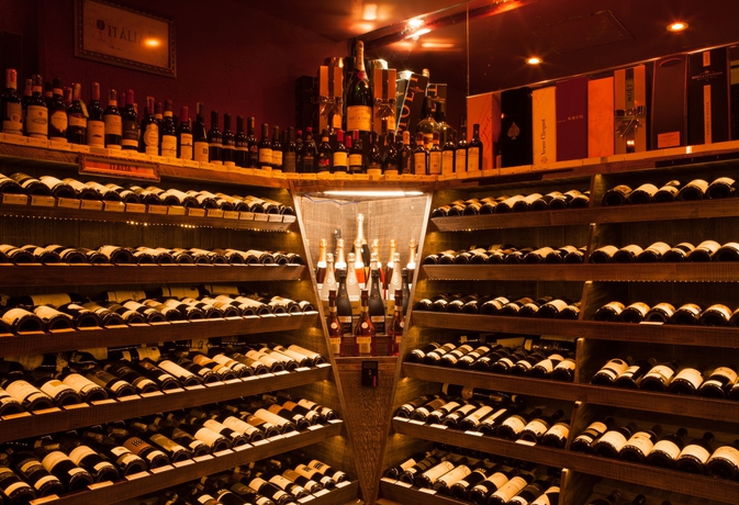 Imagen del bar/restaurante del Hotel Royal Collection Savassi. Foto 1