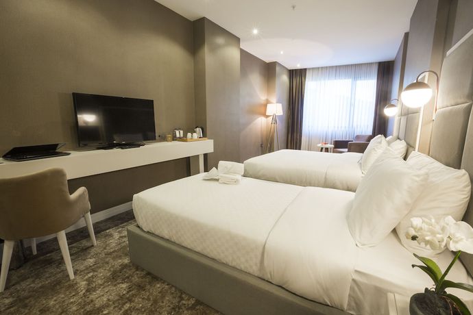 Imagen de la habitación del Hotel Royal Comfort, Araklı. Foto 6