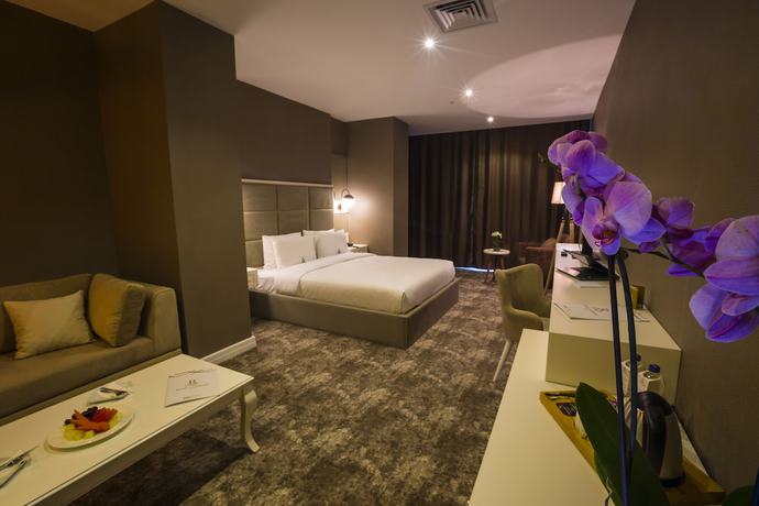 Imagen de la habitación del Hotel Royal Comfort, Araklı. Foto 10