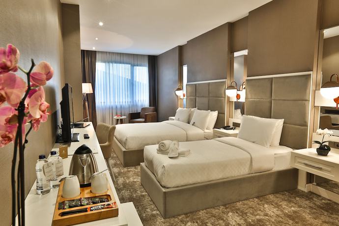 Imagen de la habitación del Hotel Royal Comfort, Araklı. Foto 15