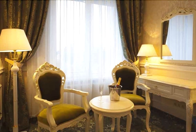 Imagen de la habitación del Hotel Royal Congress. Foto 16