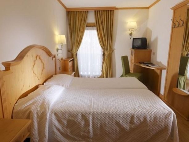Imagen general del Hotel Royal, Cortina d'Ampezzo . Foto 1