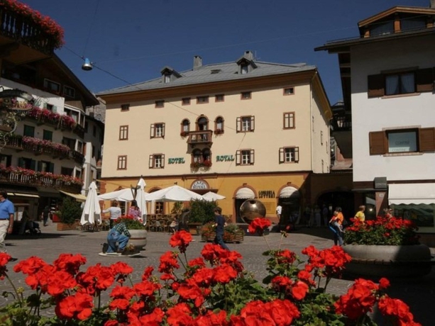 Imagen general del Hotel Royal, Cortina d'Ampezzo . Foto 4