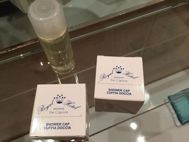 Imagen de la habitación del Hotel Royal, Cosenza. Foto 14