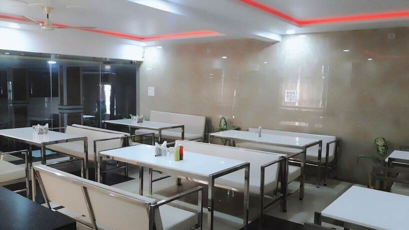 Imagen general del Hotel Royal Country Club. Foto 13