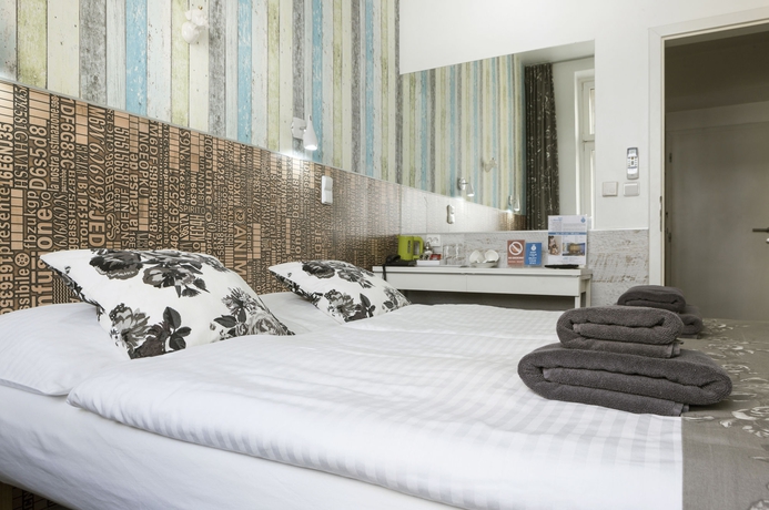 Imagen de la habitación del Hotel Royal Court, Praga. Foto 11