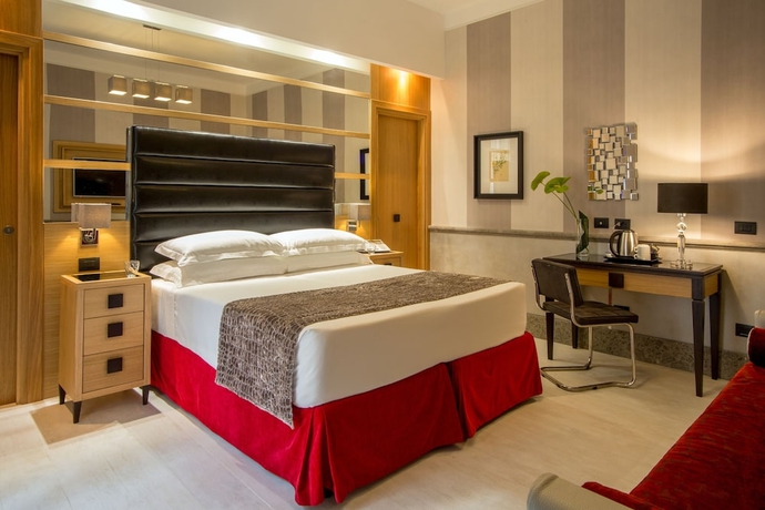 Imagen de la habitación del Hotel Royal Court, Roma. Foto 14