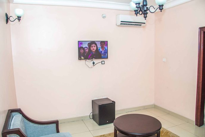 Imagen de la habitación del Hotel Royal Crest And Suites. Foto 4