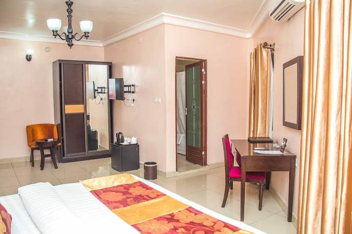 Imagen de la habitación del Hotel Royal Crest And Suites. Foto 6