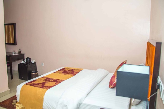 Imagen de la habitación del Hotel Royal Crest And Suites. Foto 7